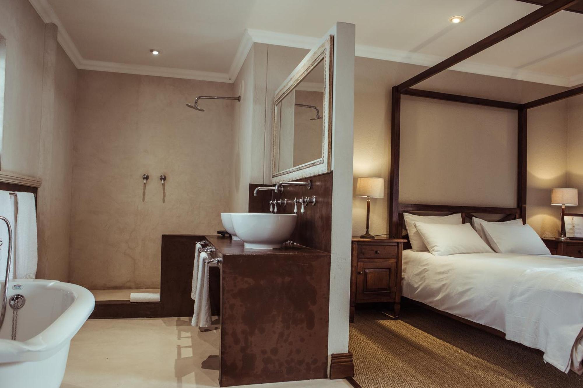 Iris Boutique Hotel วัลวิสเบย์ ภายนอก รูปภาพ